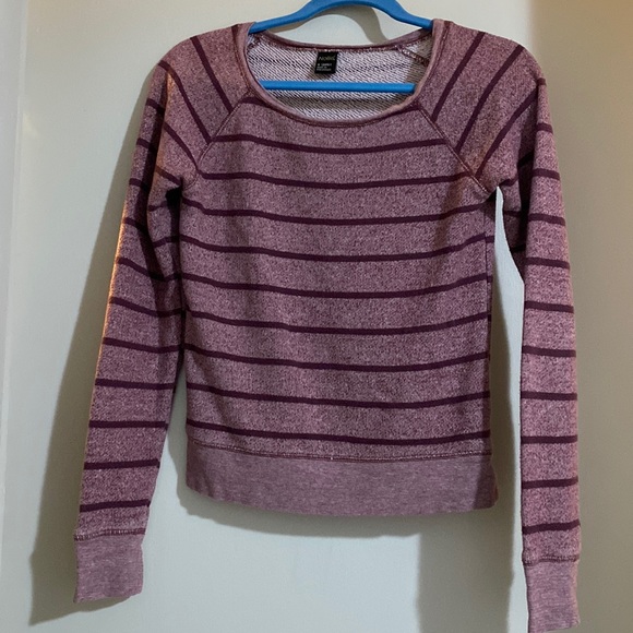 Striped purple sweater - Picture 1 of 1